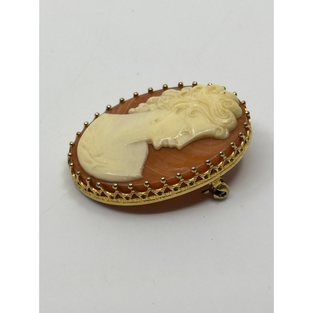 Vintage Gold Tone Oval Cameo Brooch Female Profile Orange Cream Victorian Style - Picture 2 of 8
